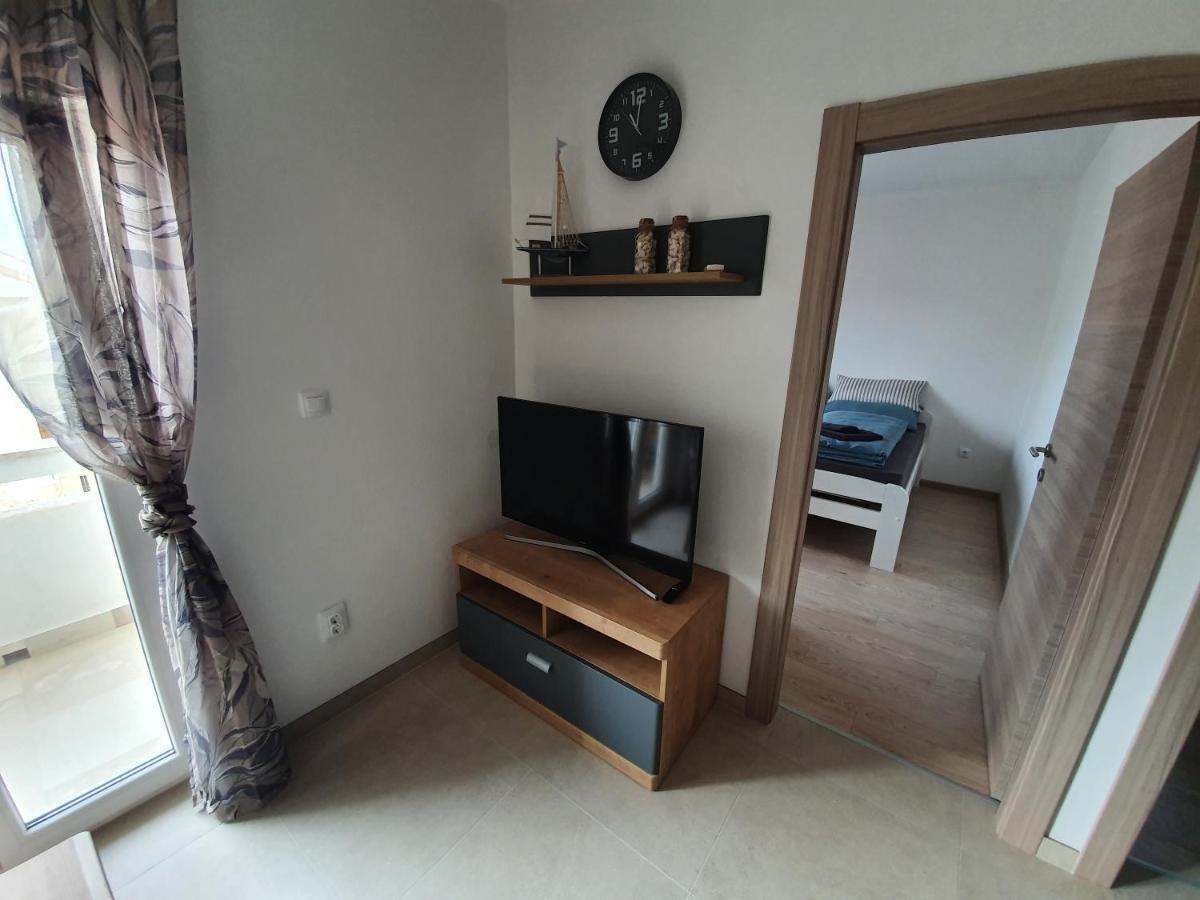 Apartmani Bozic-Tokic Krk Town Dış mekan fotoğraf