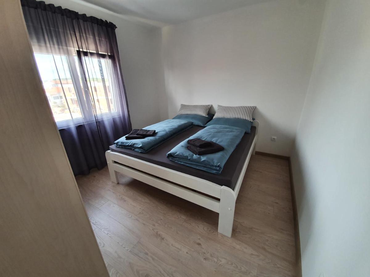 Apartmani Bozic-Tokic Krk Town Dış mekan fotoğraf