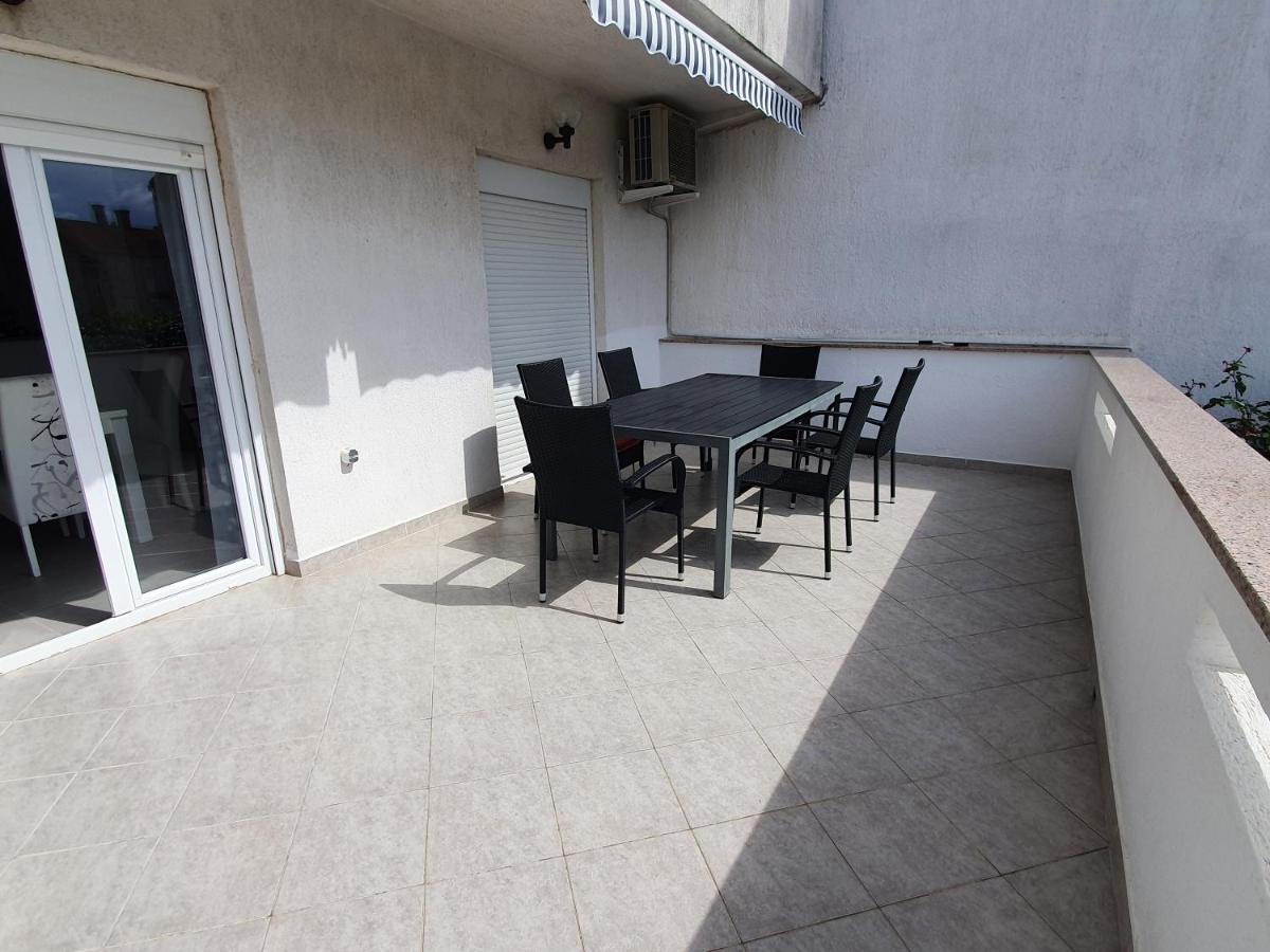 Apartmani Bozic-Tokic Krk Town Dış mekan fotoğraf
